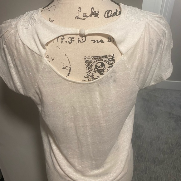 41 Hawthorn White Size M - Picture 4 of 4